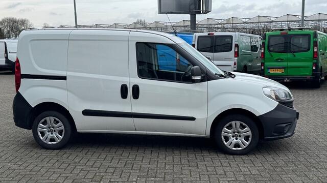 Fiat DOBLO 1.6 MJ 77KW 105PK EURO 6 NAVIGATIE/ AIRCO/ CRUISE CONTROL/ 100%