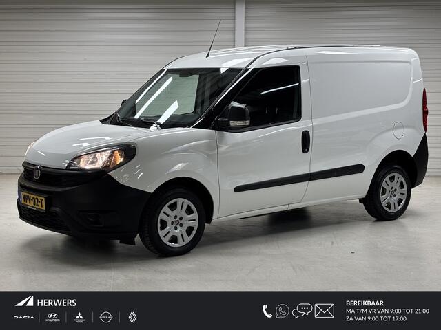 Fiat DOBLO Cargo 1.6 MJ L1H1 / Cruise control / Navigatiesysteem full map / Zijschuifdeur rechts / Airco