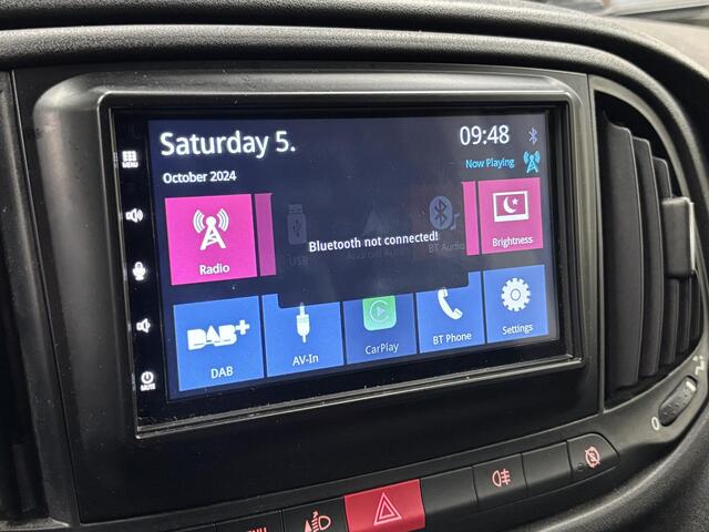 Fiat DOBLO Cargo 1.6 MJ L1H1 / Cruise control / Navigatiesysteem full map / Zijschuifdeur rechts / Airco