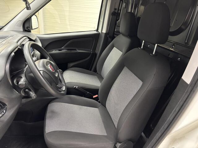Fiat DOBLO Cargo 1.6 MJ L1H1 / Cruise control / Navigatiesysteem full map / Zijschuifdeur rechts / Airco