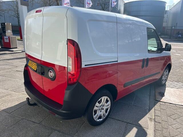 Fiat DOBLO Cargo 1.3 MJ L1H1 SX AIRCO I NAVI I TREKHAAK I ELECTRISCHE RAMEN EN SPIEGELS