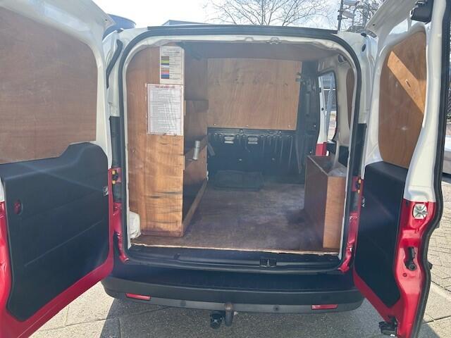Fiat DOBLO Cargo 1.3 MJ L1H1 SX AIRCO I NAVI I TREKHAAK I ELECTRISCHE RAMEN EN SPIEGELS