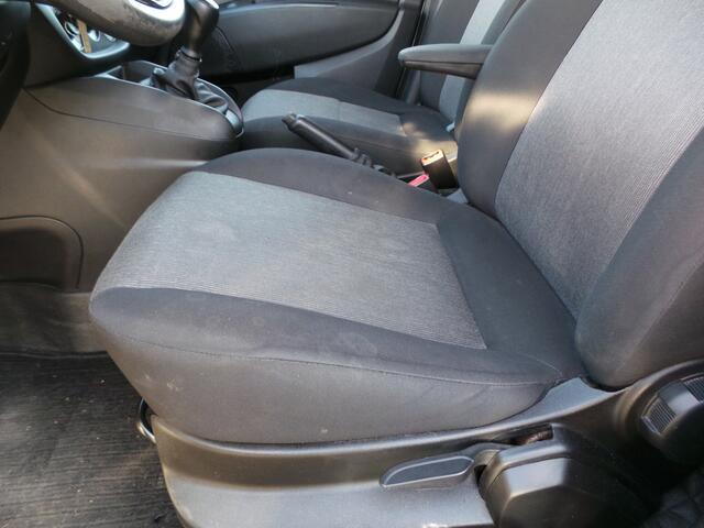 Fiat DOBLO Cargo 1.3 MJ L1H1 SX Airco,Cruise,Navigatie,Pdc,Schuifdeur
