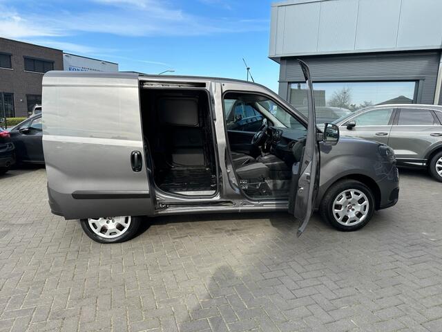 Fiat DOBLO Doblo Cargo 1.4i Navigatie Trekhaak schuifdeur
