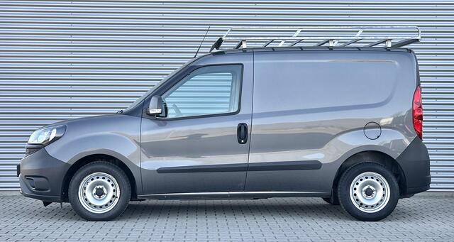Fiat DOBLO Cargo 1.6 MJ 3 zits Trekhaak inrichting