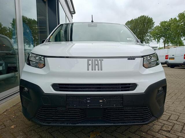 Fiat DOBLO L1 1.5 BlueHDI 100pk | GEEN BPM | 3-zits | Houten afwerking laadruimte | NAVI | Multimedia | Apple Carplay | Android Auto | DAB+ | Achteruitrijcamera | Dode hoek detectie | Parkeersensoren voor- en achter | Licht- en regensensor | Bestuurdersstoel comfort