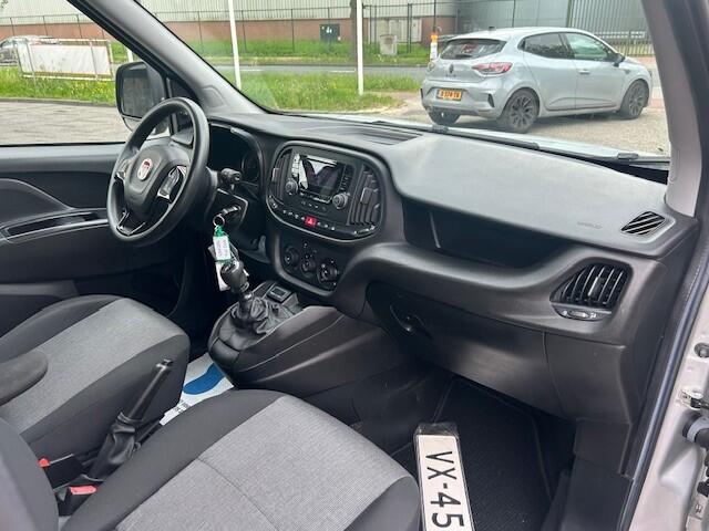 Fiat DOBLO Cargo 1.4 Fire L1H1 SX AIRCO I ELEKTRISCHE RAMEN & SPIEGELS I MULTIMEDIA I TREKHAAK I LAGE KM's