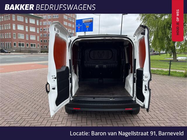 Fiat DOBLO Cargo 1.6 MJ 105 pk L1H1 betimmering