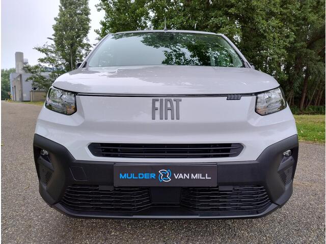 Fiat DOBLO L1 1.5 BlueHDi 130pk EAT8 AUTOMAAT | GEEN BPM | Multimedia | Apple Carplay | Android Auto| Digital cockpit | Bluetooth | Draadloze telefoonlader | DAB+ radio | Verwarmbare en elektrische spiegels | Parkeersensoren achter | Climate control | Keyless entry 