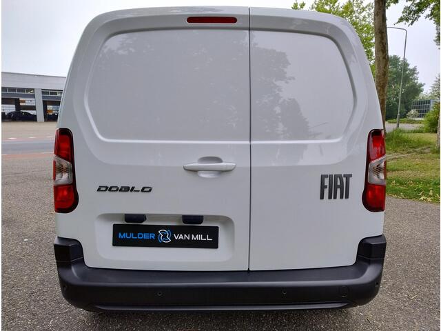 Fiat DOBLO L1 1.5 BlueHDi 130pk EAT8 AUTOMAAT | GEEN BPM | Multimedia | Apple Carplay | Android Auto| Digital cockpit | Bluetooth | Draadloze telefoonlader | DAB+ radio | Verwarmbare en elektrische spiegels | Parkeersensoren achter | Climate control | Keyless entry 