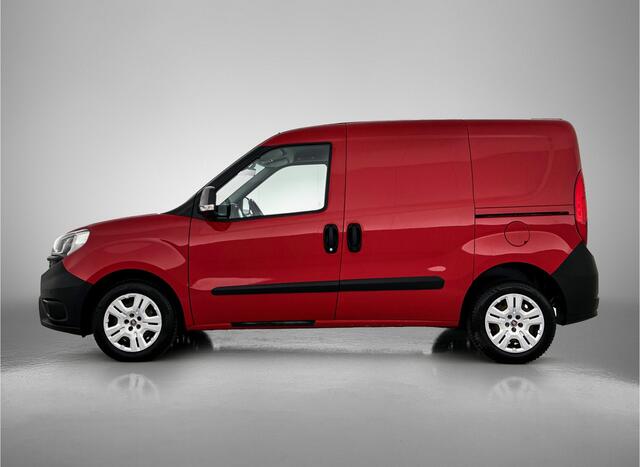 Fiat DOBLO Cargo 1.6 MJ L1H1 Start & Stop Direct leverbaar!