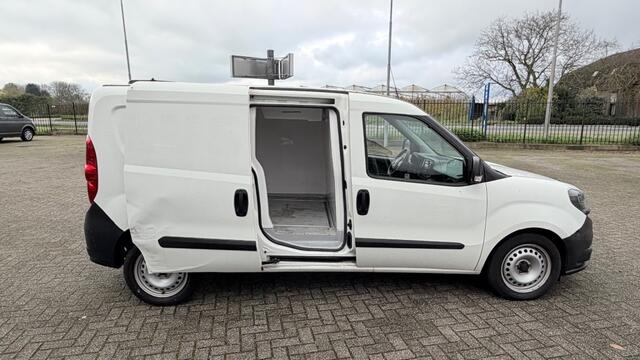 Fiat DOBLO KOELWAGEN 1.6 MJ 77KW 105PK L2 MAXI EURO 6 AIRCO/ CRUISE CONTROL/ 3 ZITS BIJRIJDERSBANK/ 100% DEALERONDERHOUDEN