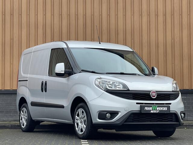 Fiat DOBLO 1.3 MJ L1 | Marge! | Trekhaak | Navigatie | Airconditioning | Cruise Control | Bluetooth | DAB | Multifunctioneel Stuurwiel | Elektrische Spiegels | Elektrische Ramen |