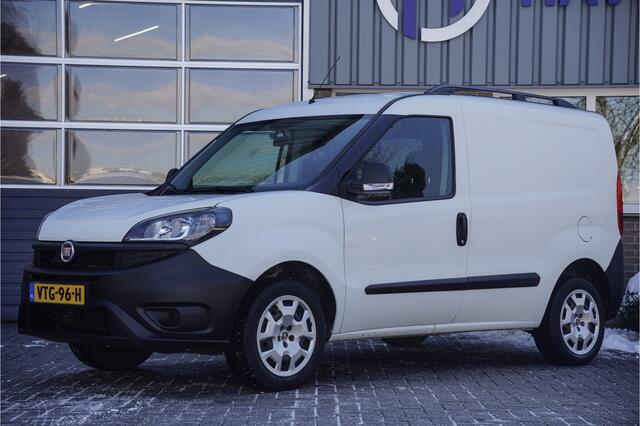 Fiat DOBLO Cargo 1.4 Benzine L1, AIRCO, TREKHAAK, BTW-VRIJ / MARGE