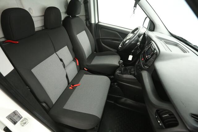 Fiat DOBLO 1.6 MJ | 105PK | Euro6 | 3-Zits | Airco | Cruise | Trekhaak | Navi | Elektrpakket