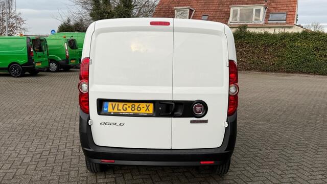 Fiat DOBLO 1.6 MJ 77KW 105PK EURO 6 3 ZITS BIJRIJDERSBANK/ AIRCO/ CRUISE CONTROL/ 100% DEALERONDERHOUDEN