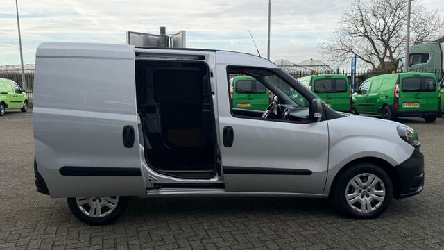 Fiat DOBLO 1.6 MJ 77KW 105PK MARGE AUTO 3 ZITS BIJRIJDERSBANK AIRCO/ NAVIGATIE/ CRUISE CONTROL