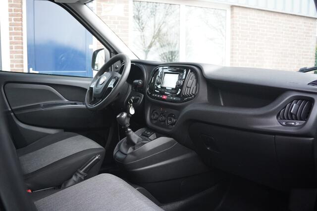 Fiat DOBLO Cargo 1.4 Benzine, AIRCO, 3-ZITS, BTW-VRIJ / MARGE