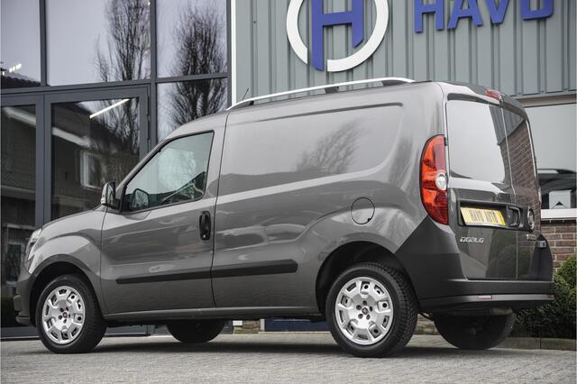 Fiat DOBLO Cargo 1.4 T-Jet 120PK, AIRCO, 3-ZITS, BTW-VRIJ / MARGE