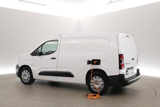 Fiat DOBLO Elektrisch 50 kWh L2 | Snelladen | SOH 94% | Airco | Cruise | Parkeersens.