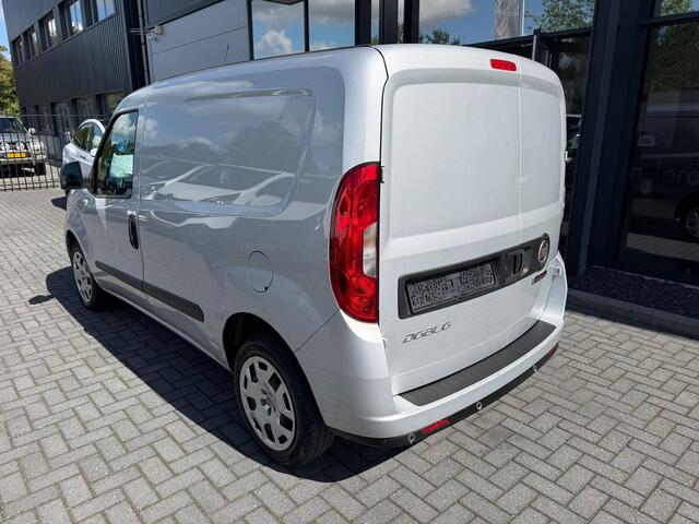 Fiat DOBLO Cargo 1.4 95 Base SWB lichte schade l airco l cruise l benzine l 25dkm l MARGE