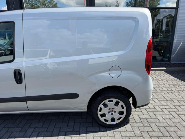 Fiat DOBLO Cargo 1.4 95 Base SWB lichte schade l airco l cruise l benzine l 25dkm l MARGE