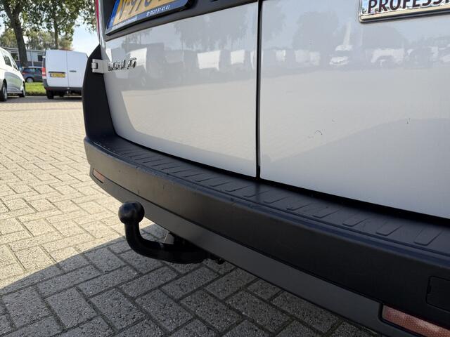Fiat DOBLO Cargo 1.3 MJ L1H1 Actual / vaste prijs rijklaar € 6950 ex btw / lease vanaf € 117 / euro 6 / bpm vrij / airco / trekhaak / schuifdeur / zilver metallic !