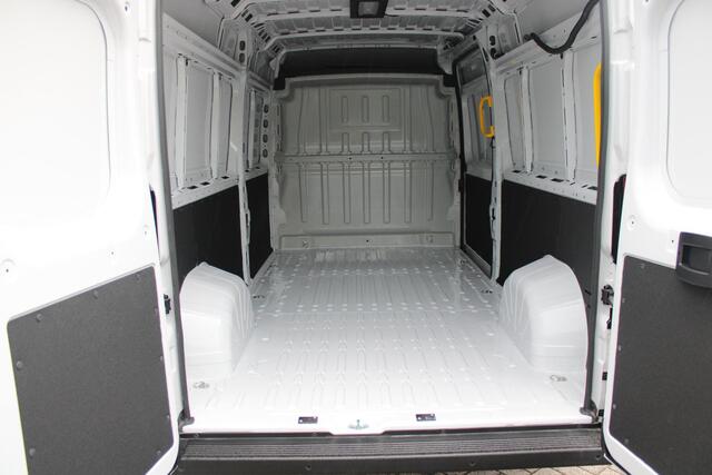 Fiat DUCATO 33 2.2 MultiJet 140PK L3H2 | ACHTERUITRIJ CAMERA | APPLE CARPLAY/ANDROID AUTO | 3-ZITS | CRUISE CONTROL | CLIMATE CONTROL | DAB+ RADIO | NIEUWE BUS! |