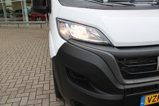 Fiat DUCATO 33 2.2 MultiJet 140PK L3H2 | ACHTERUITRIJ CAMERA | APPLE CARPLAY/ANDROID AUTO | 3-ZITS | CRUISE CONTROL | CLIMATE CONTROL | DAB+ RADIO | NIEUWE BUS! |