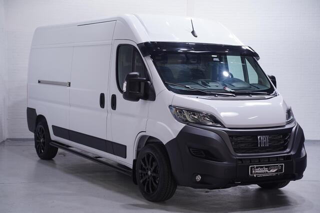 Fiat DUCATO 2.2 MultiJet 140 pk L3H2 Black&White Edition Airco Cruise Control, 18" LMV Zwart, Sidebars, Zonneklep, 3-Zits Nieuw