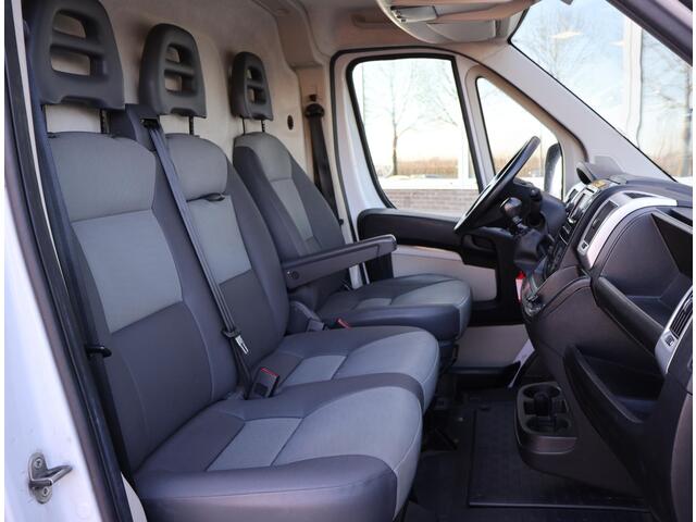 Fiat DUCATO 35 2.3 149 PK MULTIJET L3H2 EURO 6 + CAMERA / IMPERIAAL / NAVIGATIE / CRUISE/CLIMATE CONTROL