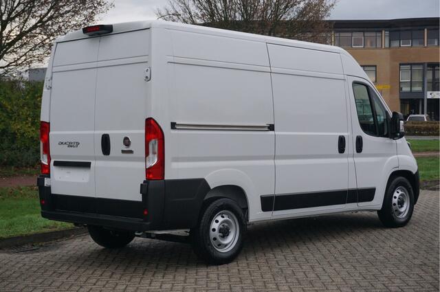 Fiat DUCATO Maxi 35 2.2 140PK L2H2 10" Navi, Cruise, Climate, Camera, Digitale Cockpit, Blis!! NR. 000