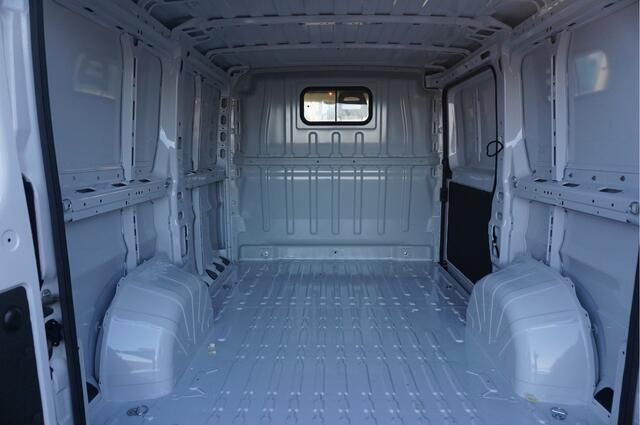 Fiat DUCATO 35 2.2 140PK L1H1 BPM VRIJ!! 10" Navi, Climate, Camera, Digi Dash! NR. 503