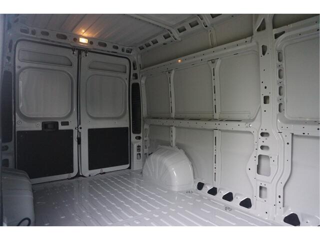 Fiat DUCATO Maxi 35 2.2 180PK L3H2 Automaat BPM VRIJ!! Clima, Navi, LED, Cam, ACC, Gev. Stoel, Trekhaak, 270° Deur NR. 982