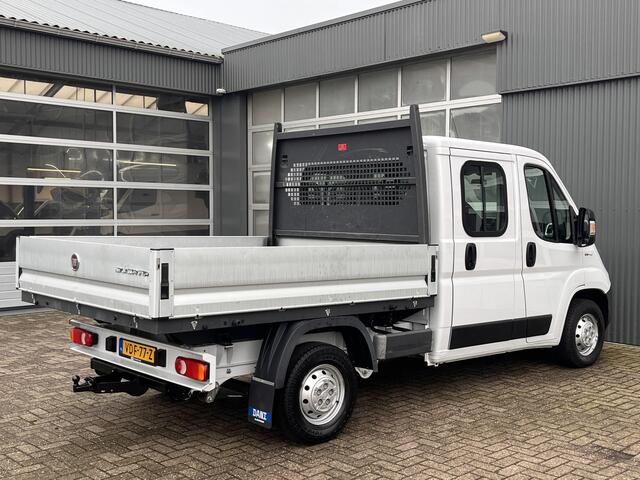 Fiat DUCATO 2.3 MultiJet 140pk DC Open laadbak Pick up Airco Dubbele cabine Trekhaak 2500kg 1e eigenaar 6 persoons Dealer onderhouden Euro 6 Bakwagen P-up Bakwagen