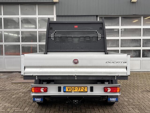 Fiat DUCATO 2.3 MultiJet 140pk DC Open laadbak Pick up Airco Dubbele cabine Trekhaak 2500kg 1e eigenaar 6 persoons Dealer onderhouden Euro 6 Bakwagen P-up Bakwagen