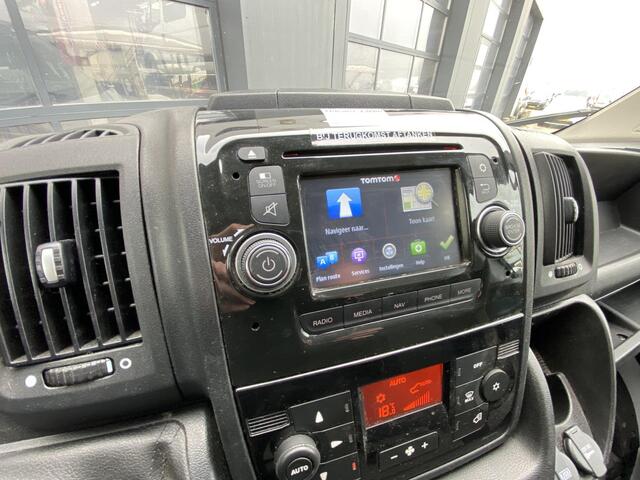 Fiat DUCATO 35 2.3 MultiJet L3H2 | Trekhaak | Navigatie | Achteruitrijcamera | Automatische Airco | Cruise Control | 3 Zitplaatsen