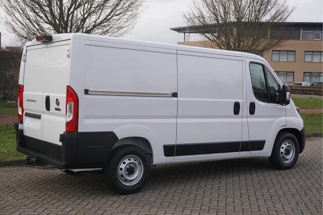 Fiat DUCATO 35 2.2 140PK Automaat L2H1 BPM VRIJ!! 10" Navi, Cruise, Clima, Camera, Trekhaak!! NR. 980