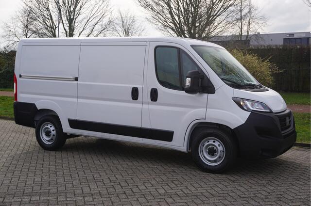 Fiat DUCATO 35 2.2 140PK Automaat L2H1 BPM VRIJ!! 10" Navi, Cruise, Clima, Camera, Trekhaak!! NR. 980
