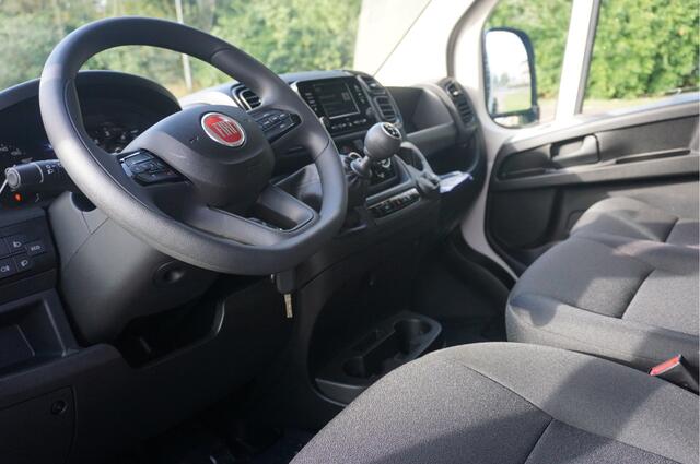 Fiat DUCATO MAXI 35 2.2 140PK Open laadbak Series 9 Airco, Cruise, Bluetooth!! NR. T01*
