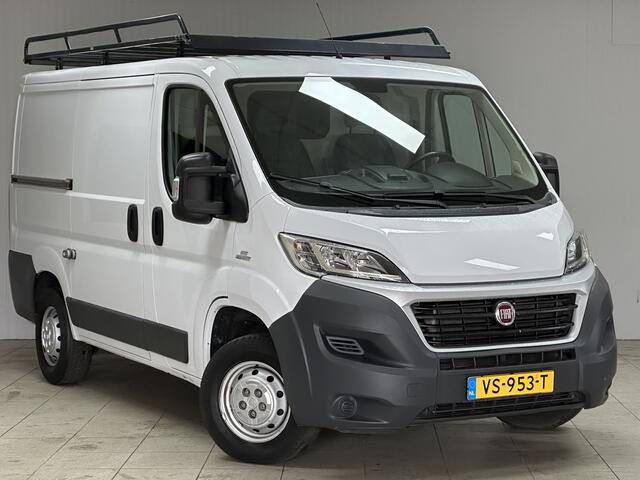 Fiat DUCATO 30 2.0 MultiJet L1H1/ 3-Zitplaatsen voor!/ Zij-Schuifdeur rechts/ Imperiaal/ Trekhaak/ Navi/ Clima/ Cruise/ Elek. pakket/ Bluetooth/ Armsteun/ Multi. LEDER. Stuur.