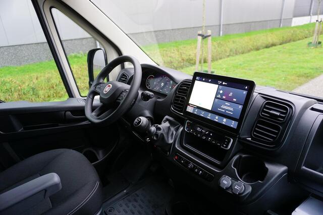 Fiat DUCATO 35 2.2 MultiJet L2H2 140pk |Digitaal dashboard |Groot scherm |Camera |Carplay |Android auto |Parkeersensoren |Bluetooth media en telefonie |Climate control |Cruise control