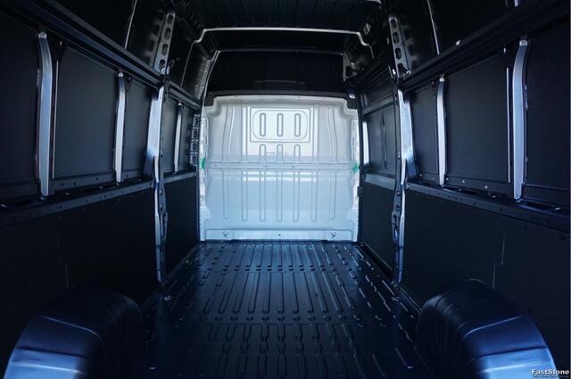 Fiat DUCATO Maxi 35 2.2 180PK L4H3 EAT8 AUT BPM VRIJ!! Clima, 10" Navi, Camera, 270° Deuren!! NR. 135