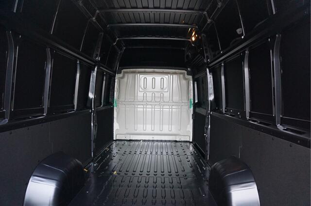 Fiat DUCATO Maxi 35 2.2 180PK L4H3 EAT8 AUT BPM VRIJ!! Clima, 10" Navi, Camera, 270° Deuren!! NR. 138