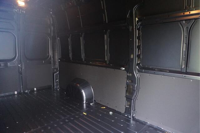 Fiat DUCATO Maxi 35 2.2 180PK L4H3 EAT8 AUT BPM VRIJ!! Clima, 10" Navi, Camera, 270° Deuren!! NR. 138