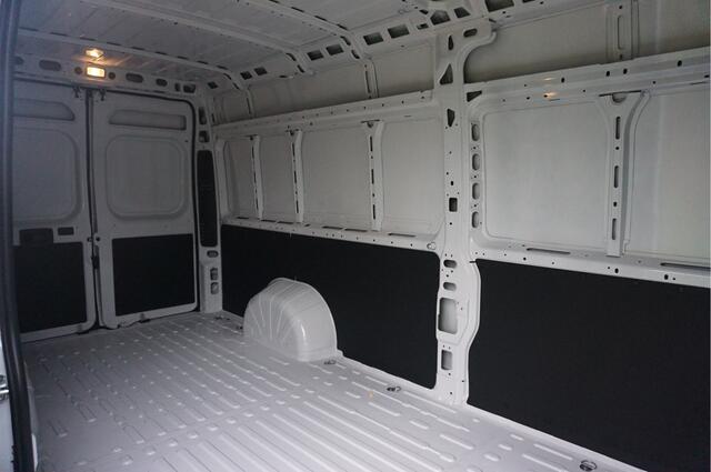 Fiat DUCATO Maxi 35 2.2 180PK L4H2 EAT8 AUT BPM VRIJ!! Clima, 10" Navi, Camera, 270° Deuren!! NR. 166
