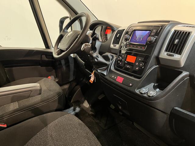 Fiat DUCATO 2.3 MultiJet L2H2 120 PK / Euro 6 / Airco / Camera / Cruise Control / Trekhaak / Navigatie / 3-Zits / 72.600 KM !!