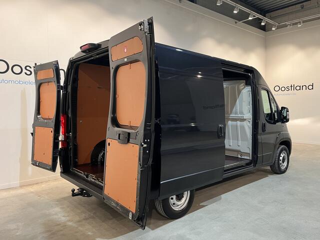 Fiat DUCATO 2.3 MultiJet L2H2 120 PK / Euro 6 / Airco / Camera / Cruise Control / Trekhaak / Navigatie / 3-Zits / 72.600 KM !!