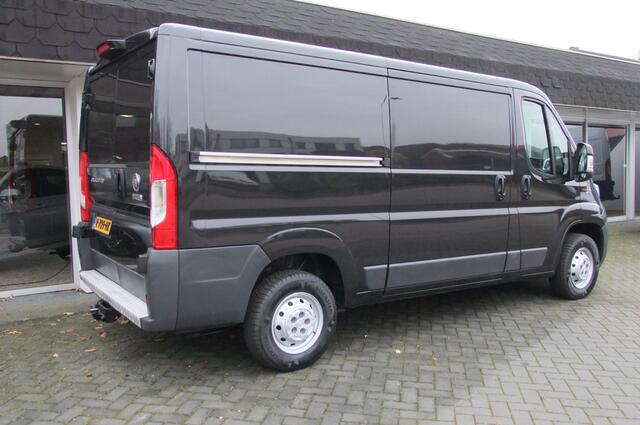 Fiat DUCATO 30 2.3 MultiJet L2H1/ Trekhaak/ Camera/ All-season/ Clima