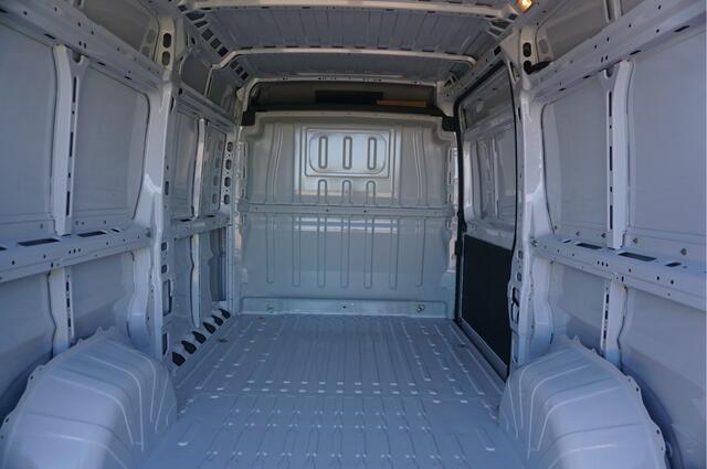 Fiat DUCATO 35 2.2 140PK L2H2 10" Navi, Cruise, Climate, Camera, Digitale Cockpit, Blis!! NR. 199